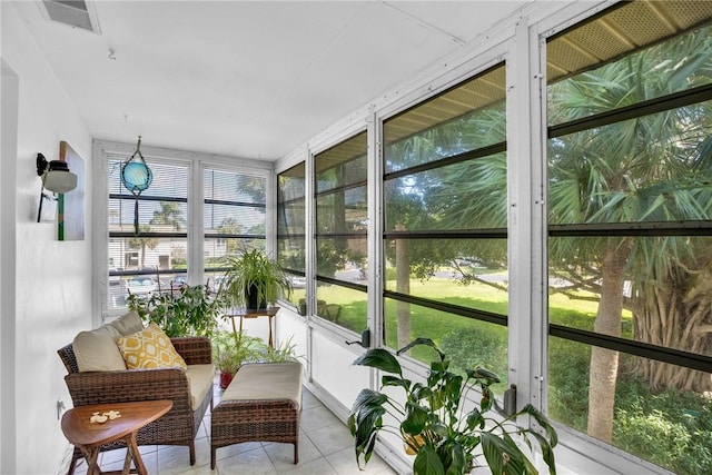 sunroom / solarium featuring visible vents