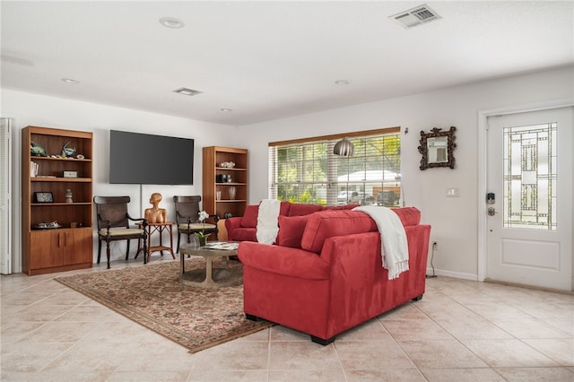 616 Broadway St, Vero Beach, FL 32960 - living area with light tile patterned floors