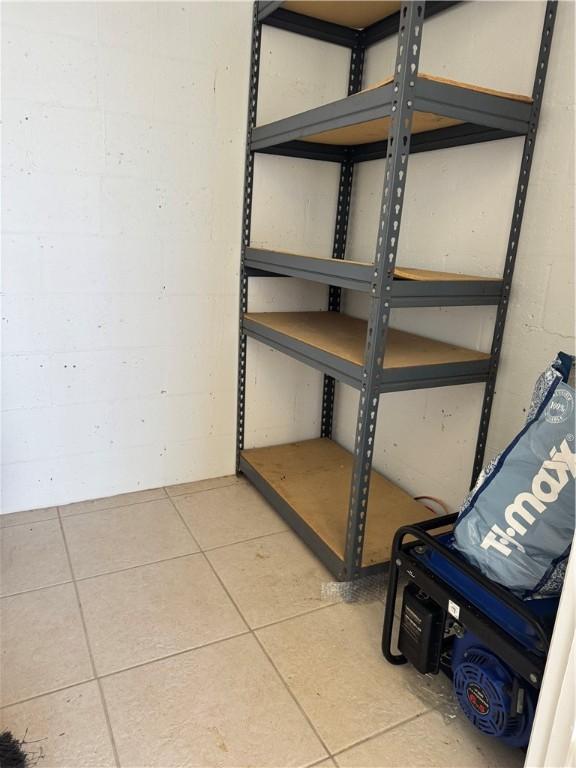 5 Vista Palm Ln Unit 105, Vero Beach, FL 32962 - view of storage room