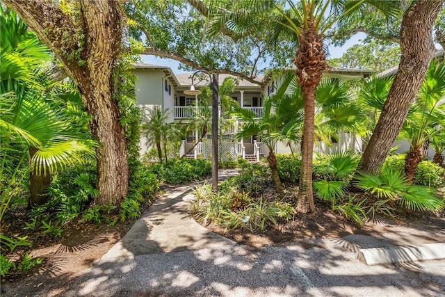 1295 Winding Oaks Cir E Unit 805, Vero Beach, FL 32963 - view of yard