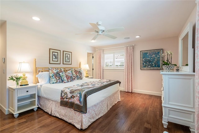 bedroom featuring dark wood finished floors, recessed lighting, baseboards, and a ceiling fan