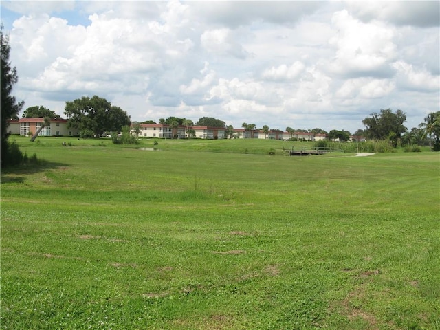 585 W Forest Trl, Vero Beach, FL 32962 - view of grassy yard