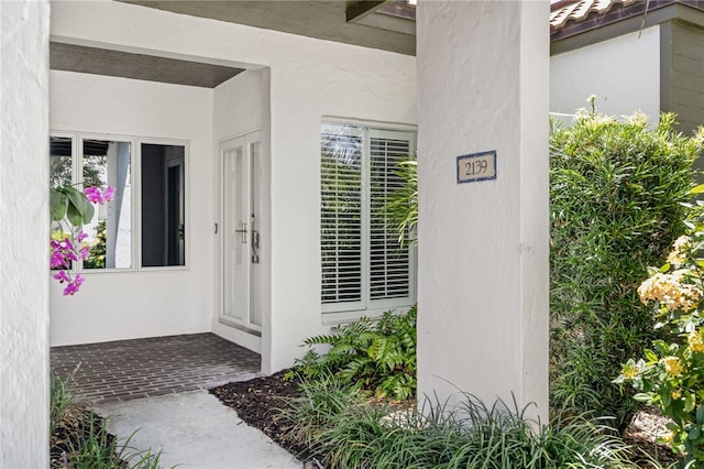 2139 Via Fuentes St Unit 2139, Vero Beach, FL 32963 - entrance to property featuring stucco siding