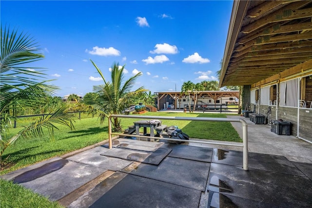 455 74th Ave, Vero Beach, FL 32968 - view of patio