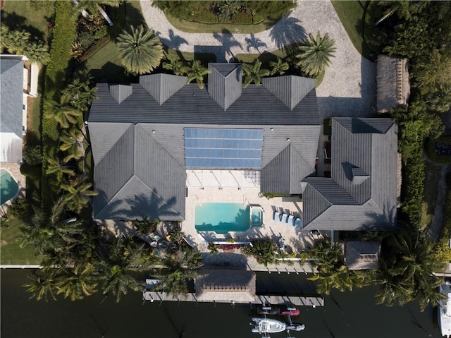 drone / aerial view of a pool