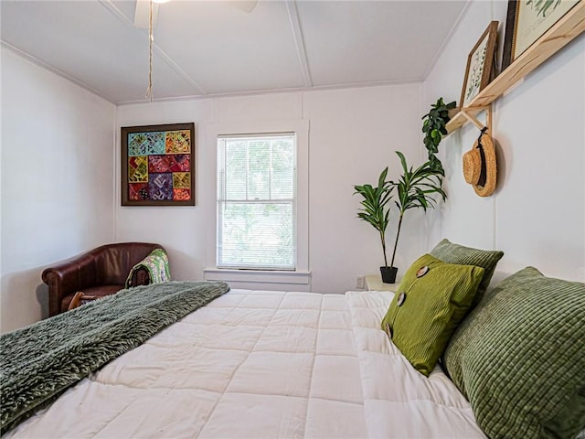 2047 38th Ave, Vero Beach, FL 32960 - bedroom with a ceiling fan