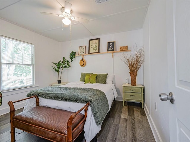 2047 38th Ave, Vero Beach, FL 32960 - bedroom with wood finished floors and ceiling fan
