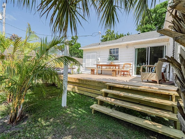 2047 38th Ave, Vero Beach, FL 32960 - view of wooden deck