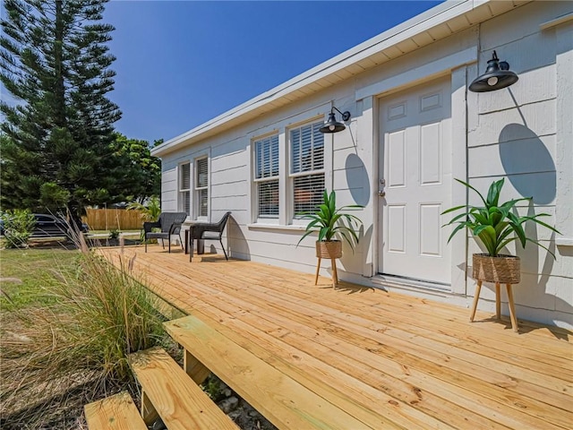 2047 38th Ave, Vero Beach, FL 32960 - view of wooden deck