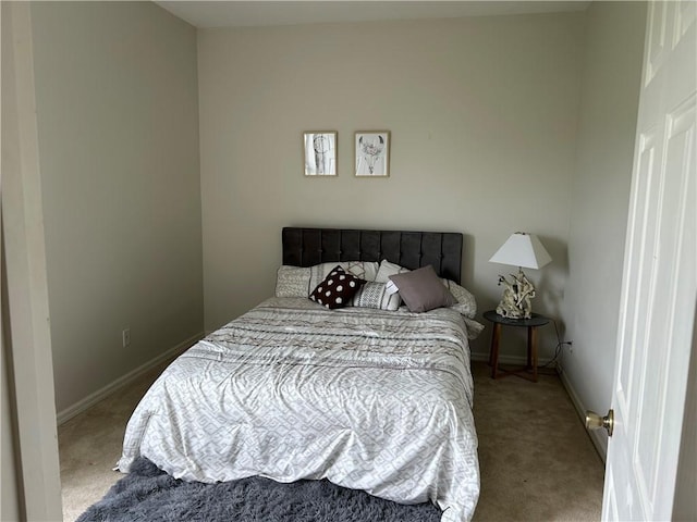 8475 101st Ct, Vero Beach, FL 32967 - carpeted bedroom featuring baseboards