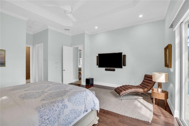 1242 River Reach Dr, Vero Beach, FL 32967 - bedroom featuring ornamental molding, dark wood finished floors, recessed lighting, baseboards, and a ceiling fan