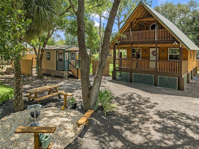 view of front of house with covered porch