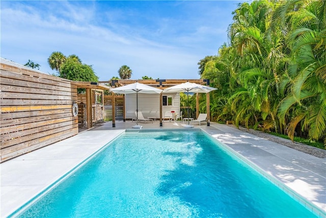 649 E Causeway Blvd, Vero Beach, FL 32963 - swimming pool with a patio