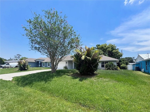 417 Pine St, Sebastian, FL 32958 - photo 2