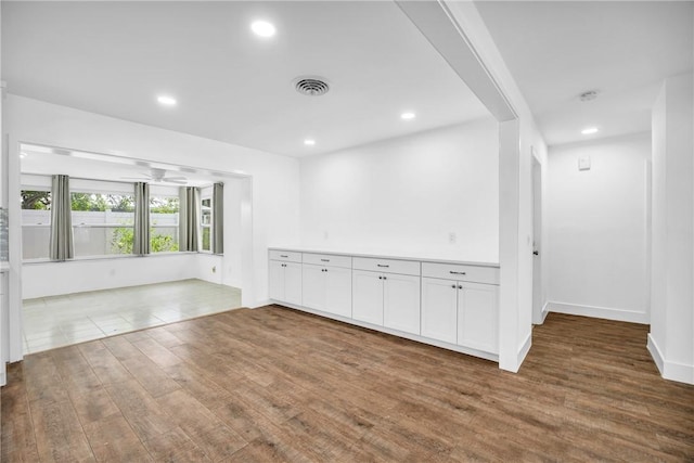 505 19th St, Vero Beach, FL 32960 - unfurnished room featuring recessed lighting, baseboards, visible vents, and wood finished floors