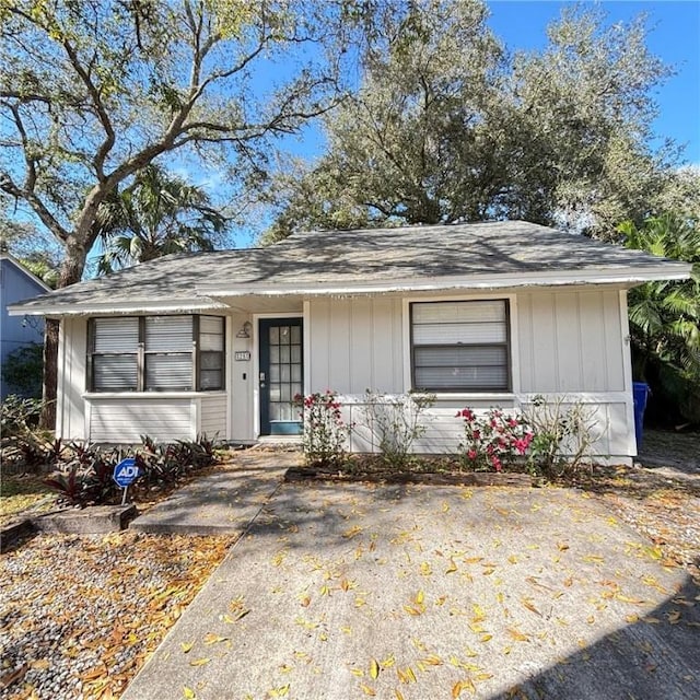 view of single story home