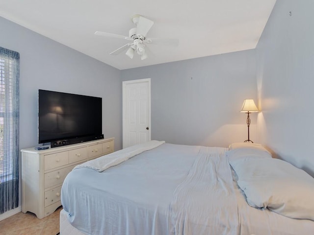 bedroom with a ceiling fan