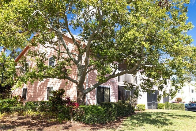 5740 Marina Dr Unit 2, Sebastian, FL 32958 - birds eye view of property featuring a water view