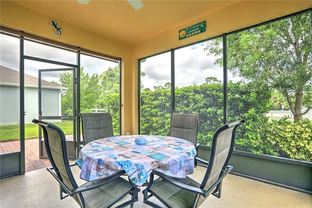 view of sunroom / solarium