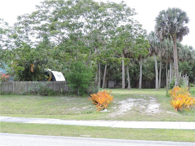 261 Englar Dr, Sebastian, FL 32958