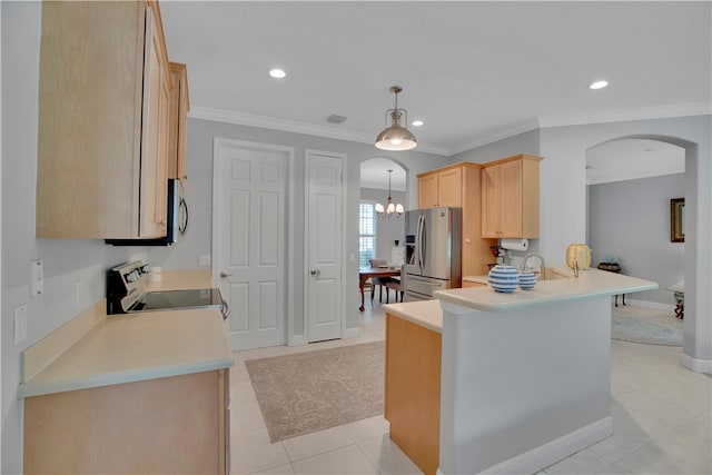 kitchen with kitchen peninsula, appliances with stainless steel finishes, light brown cabinets, hanging light fixtures, and crown molding