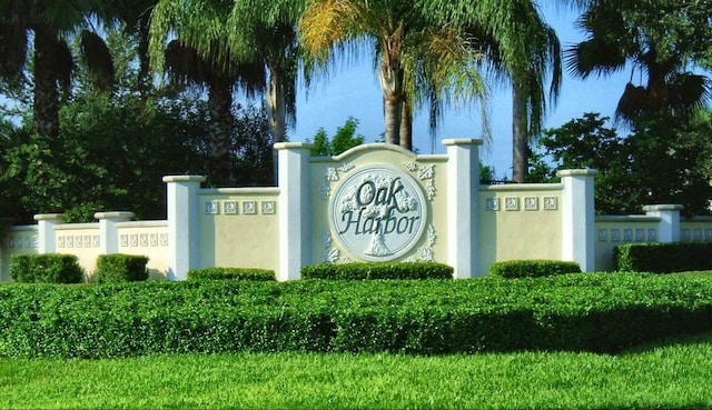 view of community / neighborhood sign