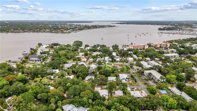 709 SW Bryant Ave, Stuart, FL 34994 - photo 2