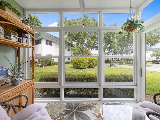 2800 Indian River Blvd Unit J1, Vero Beach, FL 32960 - view of sunroom