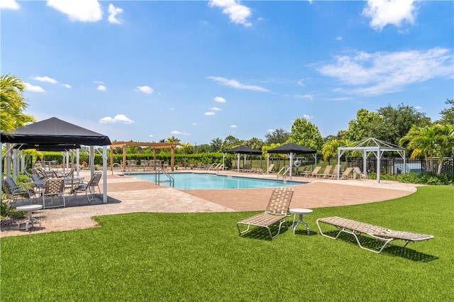 2025 Amazon Way SW, Vero Beach, FL 32962 - community pool with a gazebo and a patio area