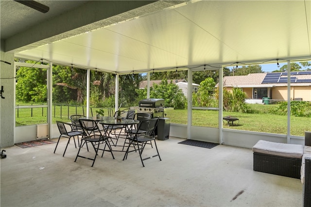 view of sunroom / solarium