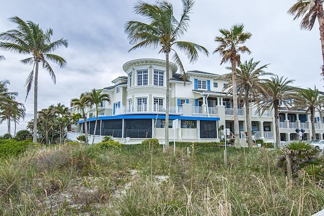 1010 Easter Lily Ln Unit 204, Vero Beach, FL 32963 - photo 1