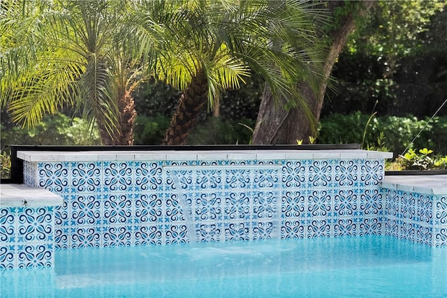 129 Strand Dr, Vero Beach, FL 32963 - view of outdoor pool