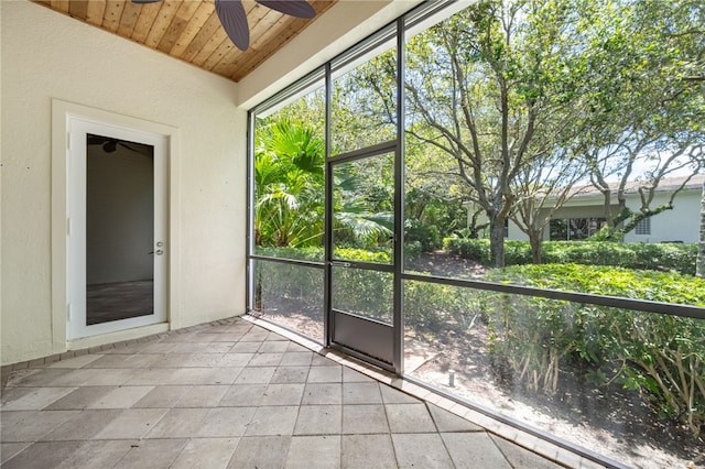 8455 Bay Leaf Ln Unit 11, Vero Beach, FL 32963 - unfurnished sunroom with ceiling fan