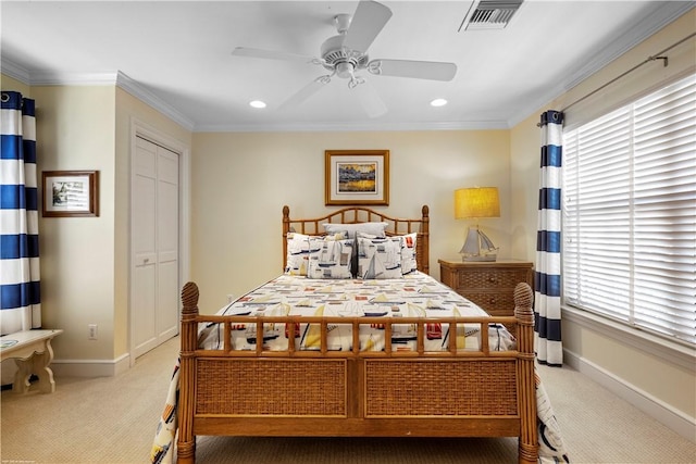 425 Indies Dr, Vero Beach, FL 32963 - bedroom featuring light carpet, baseboards, visible vents, and a closet