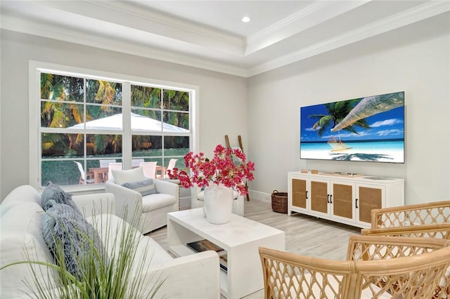 1618 W Sandpointe Pl, Vero Beach, FL 32963 - living area featuring wood finished floors, ornamental molding, recessed lighting, and a tray ceiling