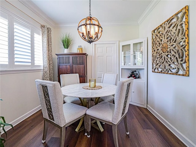 dining space featuring baseboards, a notable chandelier, dark wood-style floors, and crown molding