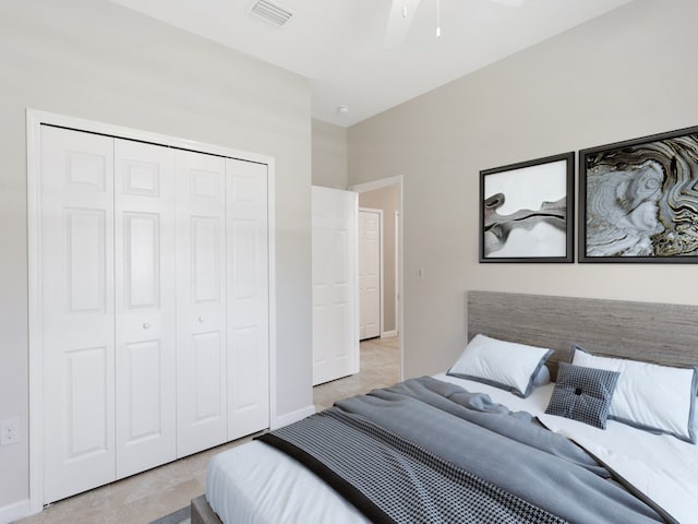 bedroom with a closet and ceiling fan