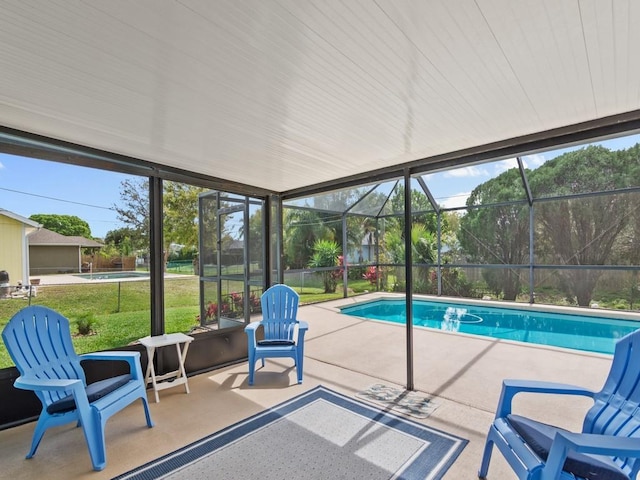 view of sunroom / solarium