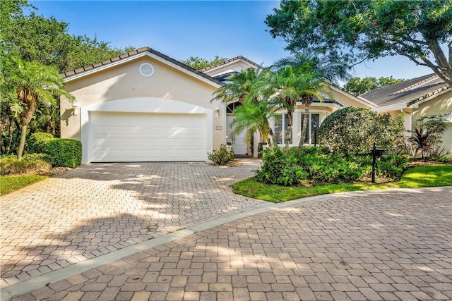 view of front of house featuring a garage