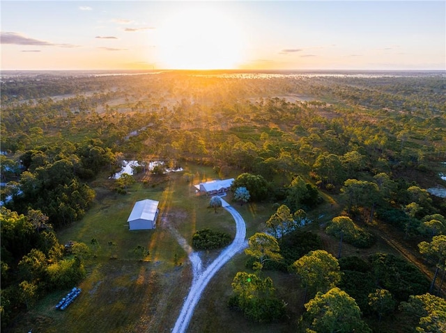 view of aerial view at dusk