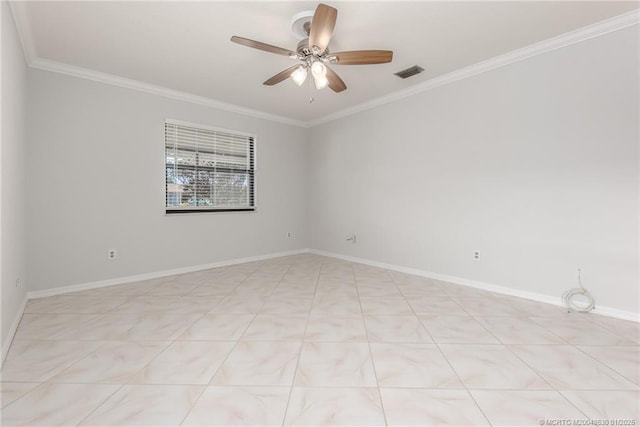 empty room featuring ceiling fan and ornamental molding