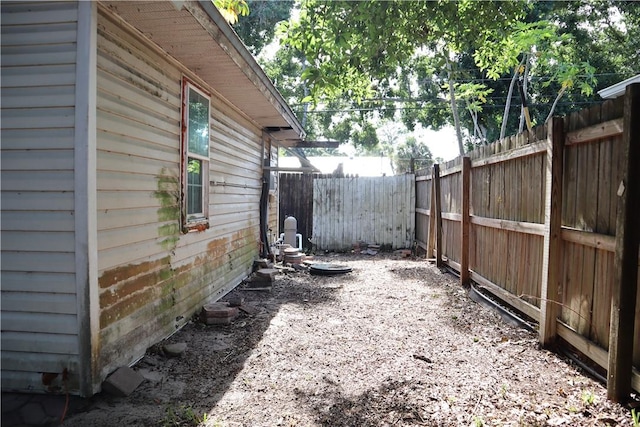 755 39th Ave, Vero Beach, FL 32968 - view of yard featuring fence