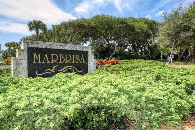202 N Carmel Ct, Vero Beach, FL 32963 - view of community sign