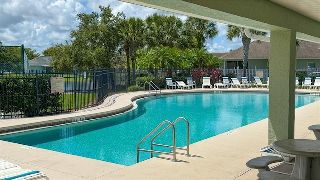 158 Port Royal Ct, Sebastian, FL 32958 - community pool with a patio area