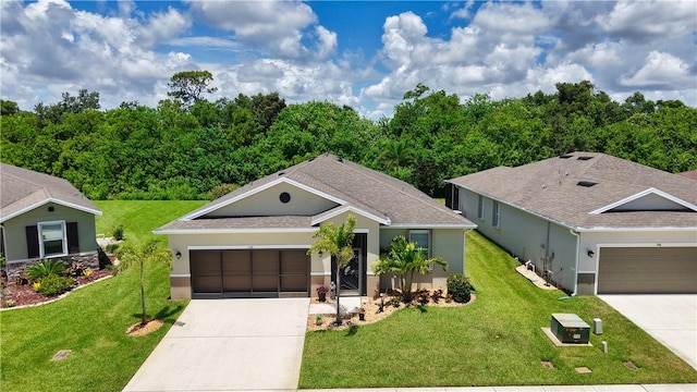 158 Port Royal Ct, Sebastian, FL 32958 - ranch-style house featuring concrete driveway, stucco siding, a garage, and a front yard