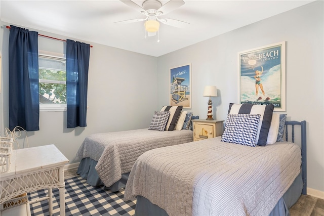 bedroom with ceiling fan