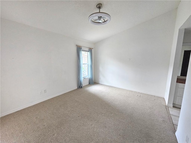 542 9th Pl, Vero Beach, FL 32960 - spare room featuring light carpet