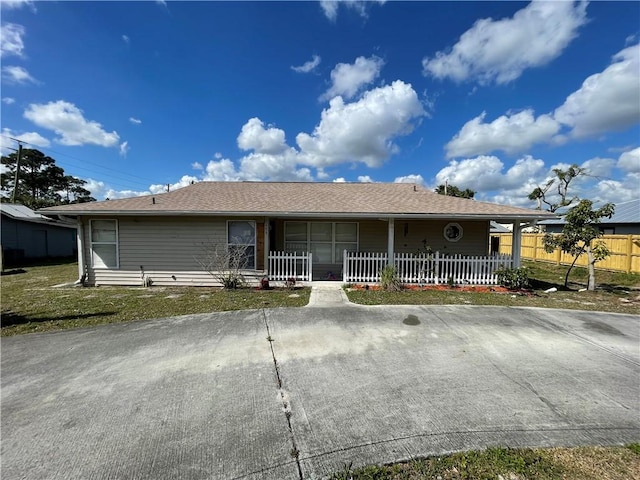 view of front of home with covered porch