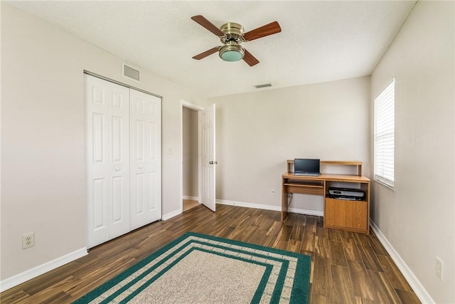 226 21st Ave, Vero Beach, FL 32962 - unfurnished office with wood finished floors, a ceiling fan, and baseboards
