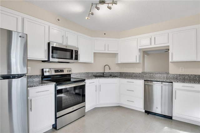 1914 Westminster Cir Unit 13-3, Vero Beach, FL 32966 - photo 8